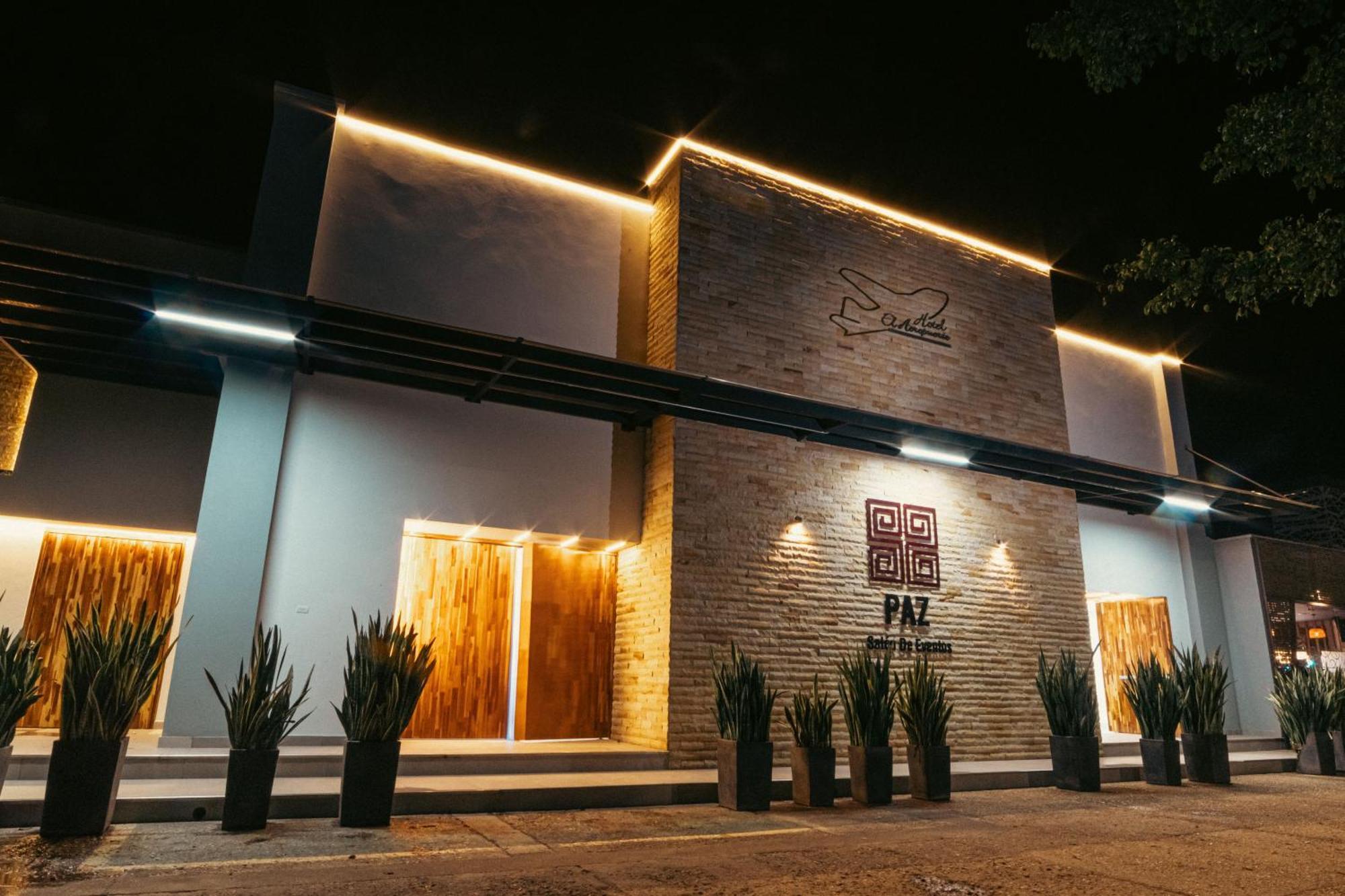 Hotel El Aeropuerto San José del Guaviare Eksteriør billede