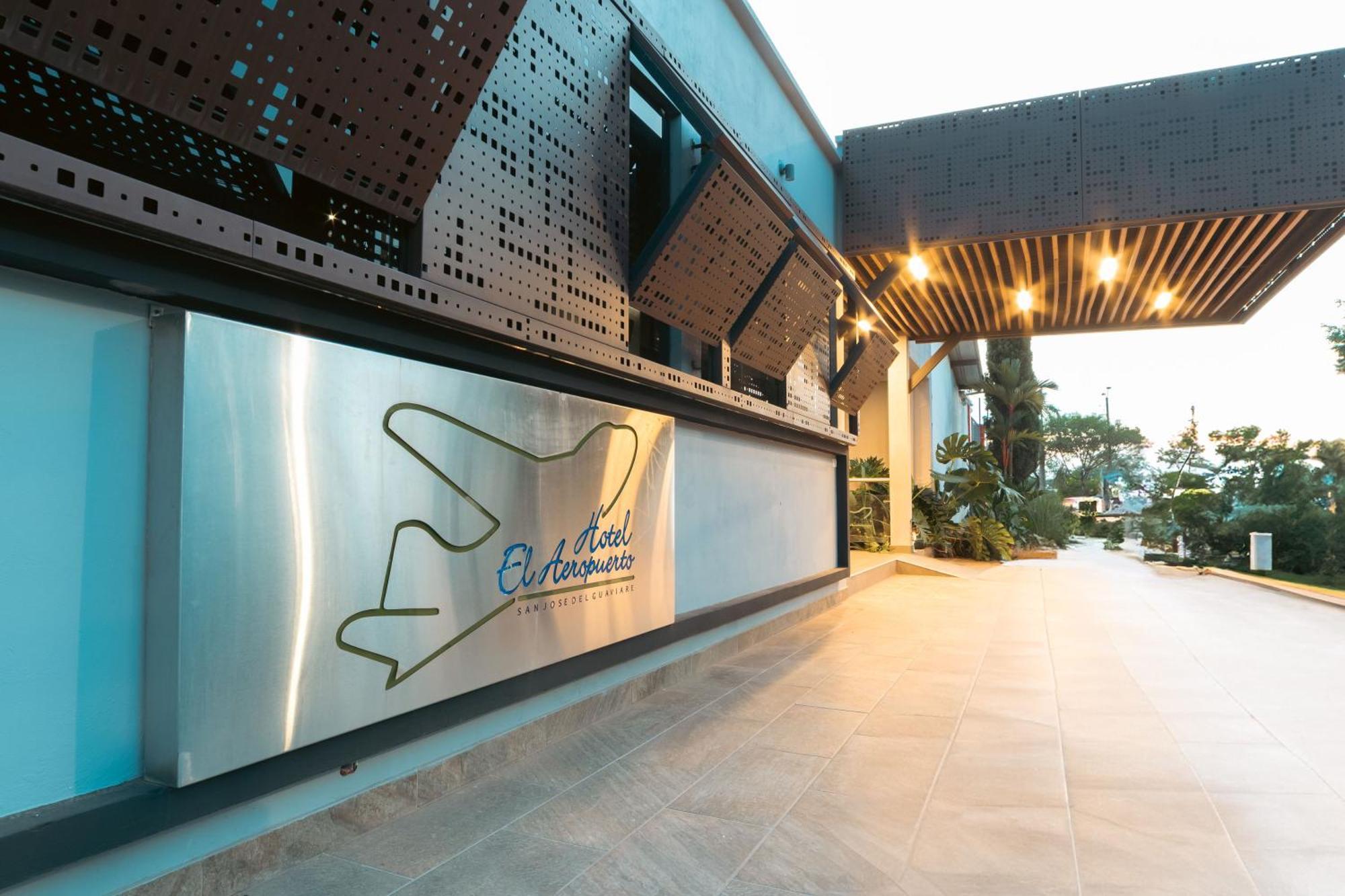 Hotel El Aeropuerto San José del Guaviare Eksteriør billede